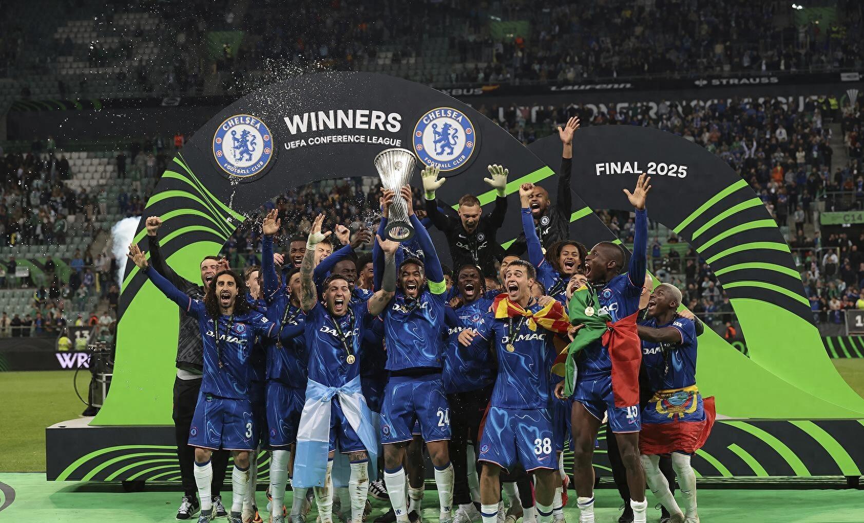 爱游戏AYX包含切尔西不断突破！，蒂姆连续十二场比赛得分超过战术调整上演精彩一战的词条